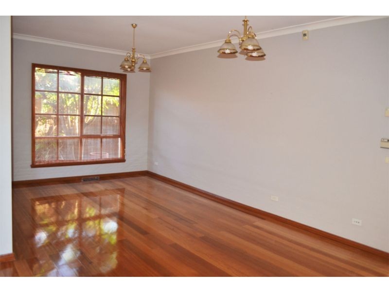 4 Somerset Drive, Sunshine North VIC 3020