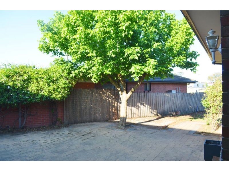 4 Somerset Drive, Sunshine North VIC 3020