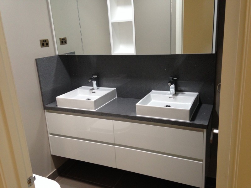 2/14 Mcewan Road, Heidelberg Heights VIC 3081