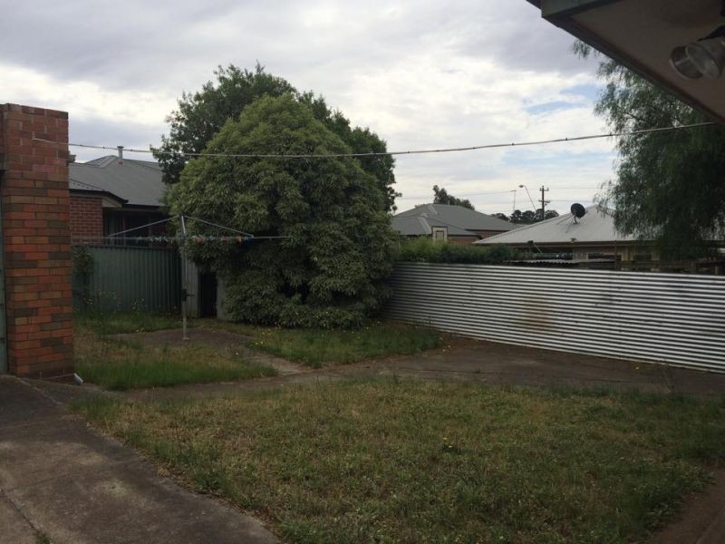 2 Brophy St, Brown Hill VIC 3350