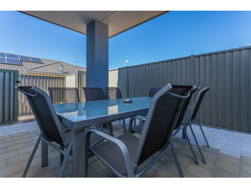 4 Sloman Lane, Clarkson WA 6030