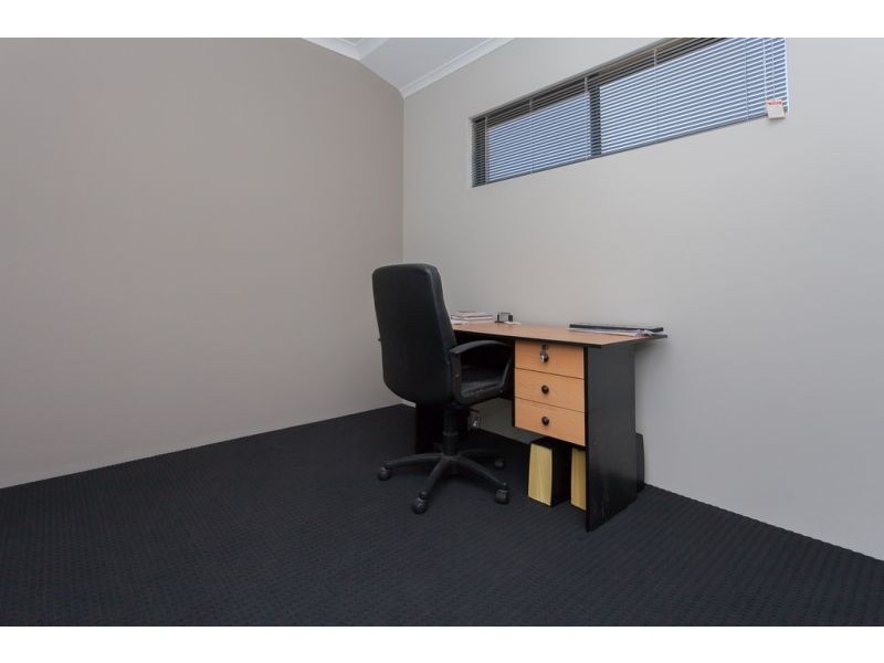 4 Sloman Lane, Clarkson WA 6030