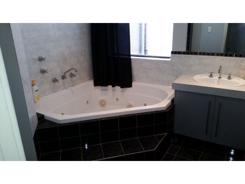 118a Nollamara Avenue, Nollamara WA 6061