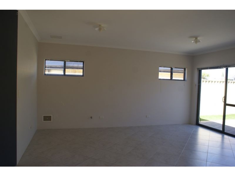 26 Beachwood Crescent, Butler WA 6036