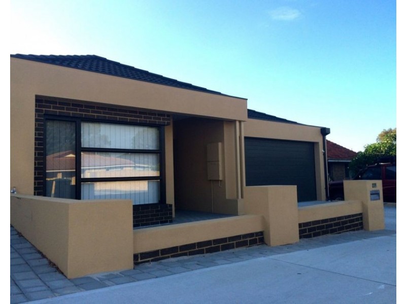 279 Wharf Street, Queens Park WA 6107