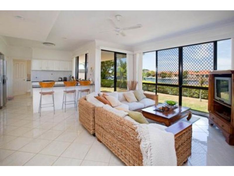 32 Prosperity Drive, Helensvale QLD 4212