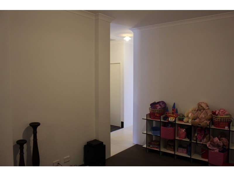 10 Lutea Lane, Jindalee WA 6036