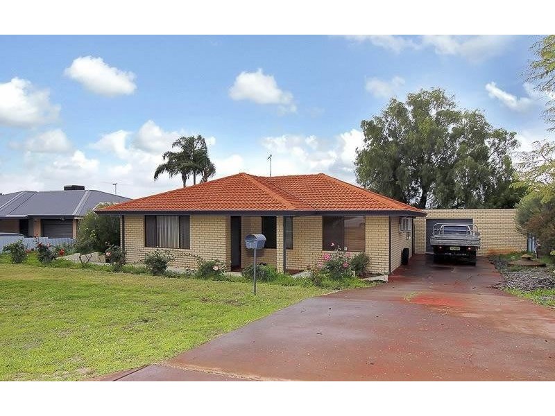 11 Gloves Place, Beechboro WA 6063