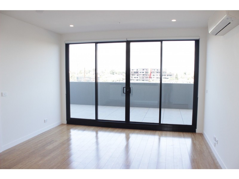 309/10 Clinch Avenue, Preston VIC 3072
