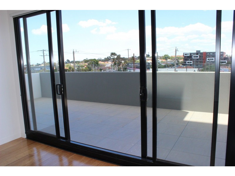 309/10 Clinch Avenue, Preston VIC 3072