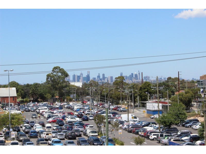 309/10 Clinch Avenue, Preston VIC 3072