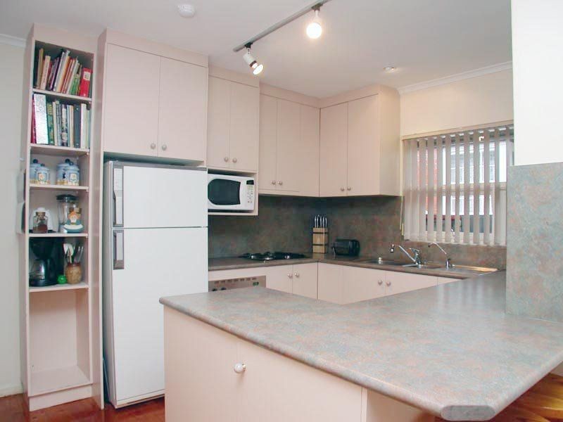 4 Jasmine Avenue, Marion SA 5043