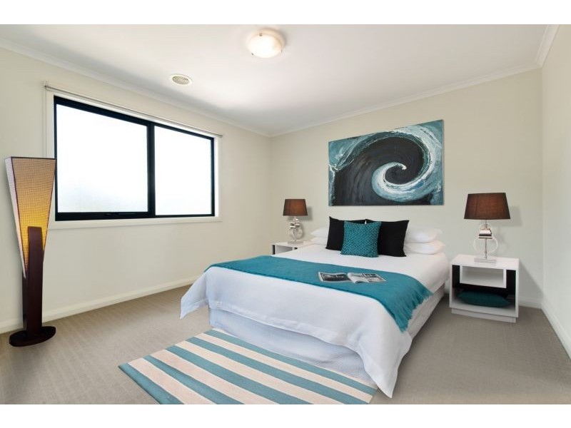 1/22 Charles Street, Ringwood VIC 3134