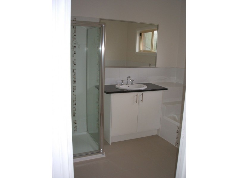 4/166 Cape St, Heidelberg VIC 3084