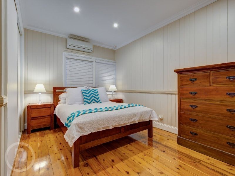 70 Mawson St, Kedron QLD 4031