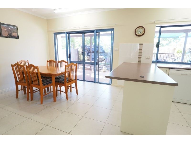 1 Blackbird Close, Bentley Park QLD 4869