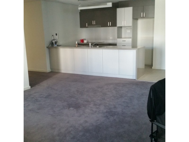 92/16 Midgegooroo Avenue, Cockburn Central WA 6164