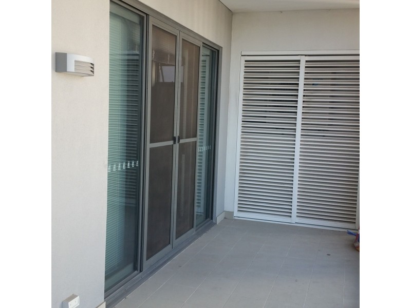 92/16 Midgegooroo Avenue, Cockburn Central WA 6164