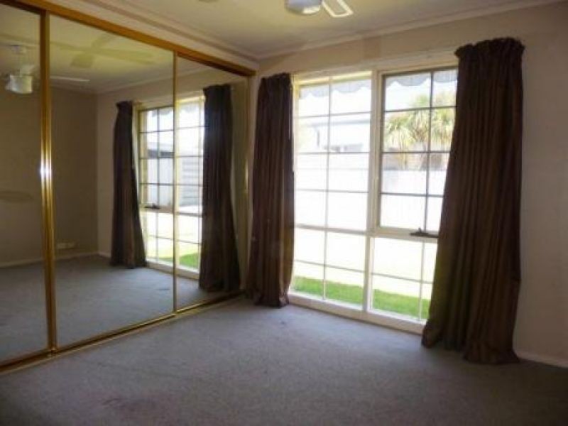 2/49 Balliang Street, South Geelong VIC 3220