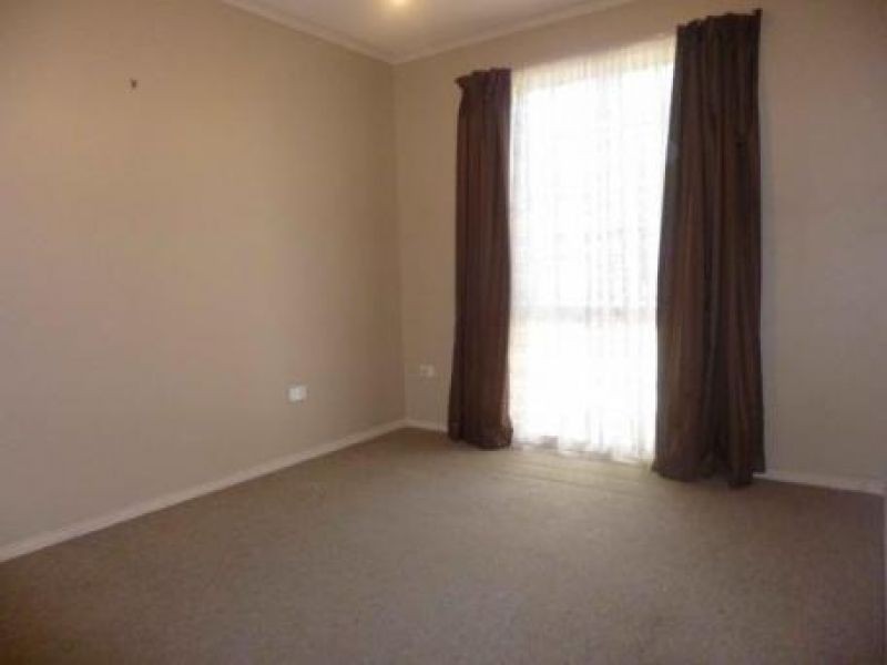 2/49 Balliang Street, South Geelong VIC 3220