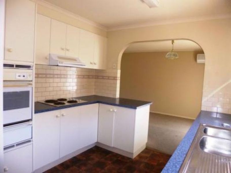 2/49 Balliang Street, South Geelong VIC 3220