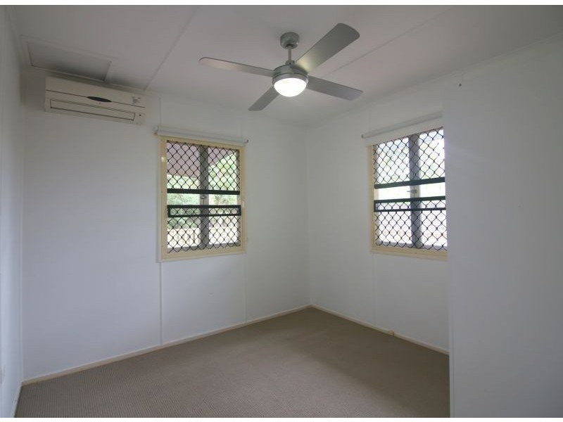 32 Norm Street, Kenmore QLD 4069