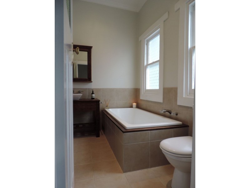 78 St David St, Thornbury VIC 3071