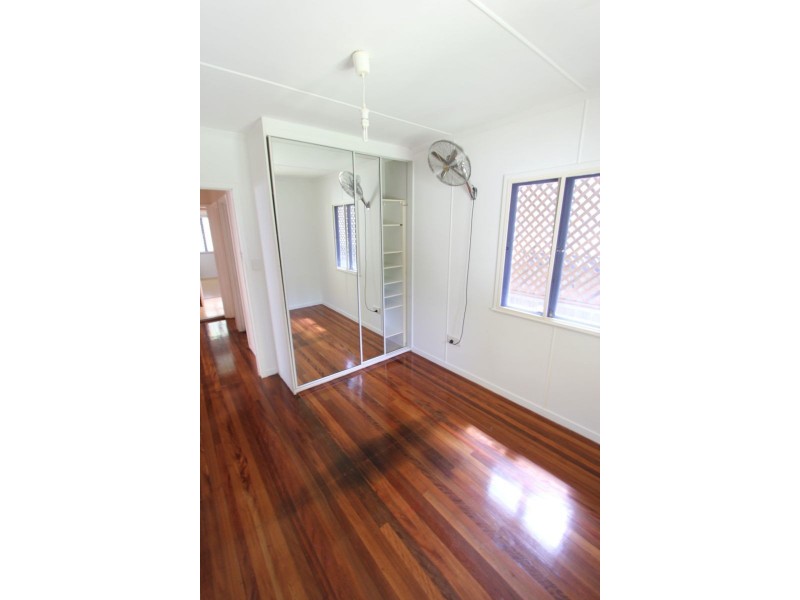 20 Salisbury St, Indooroopilly QLD 4068