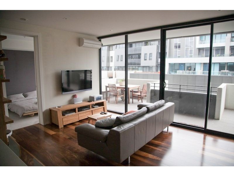 402/52 Nott Street, Port Melbourne VIC 3207