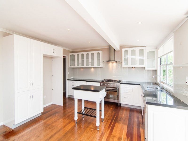 12 Loncroft St, Brighton QLD 4017