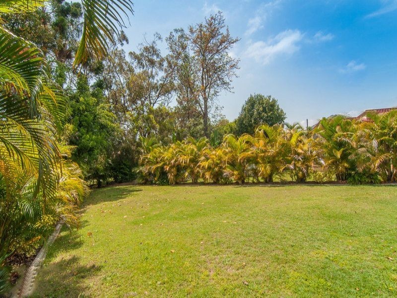 12 Loncroft St, Brighton QLD 4017