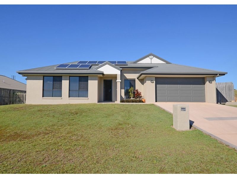 12 Parklink West Avenue, Wondunna QLD 4655