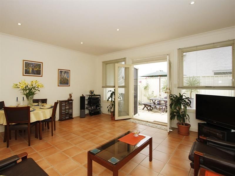 17 Tapley Street, Adelaide SA 5000