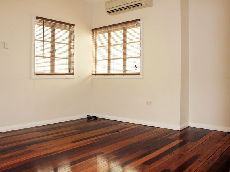 41 Plimsoll Street, Greenslopes QLD 4120