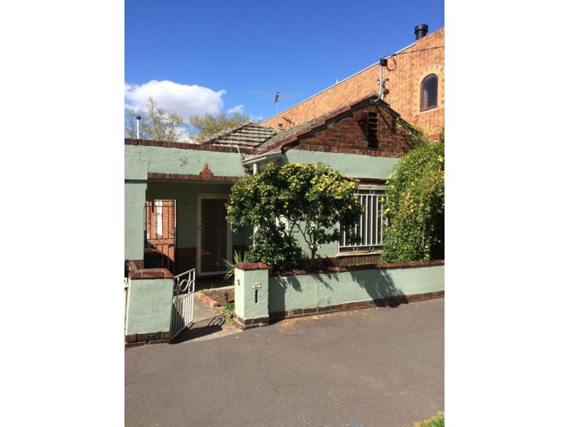 107 Eastwood Street, Kensington VIC 3031