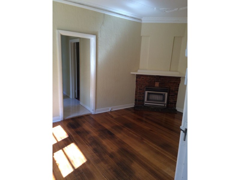 107 Eastwood Street, Kensington VIC 3031