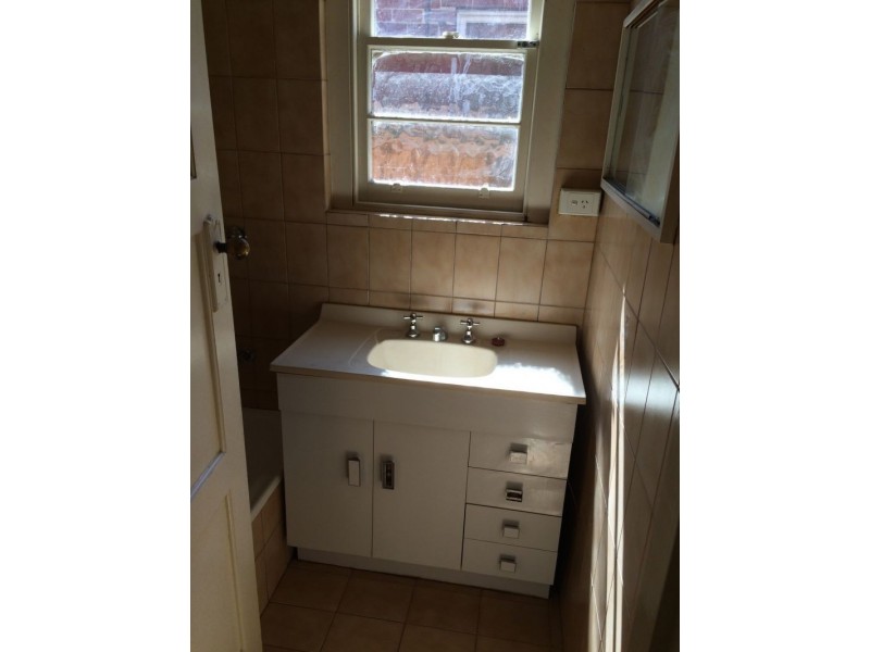 107 Eastwood Street, Kensington VIC 3031