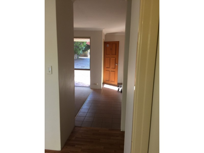 3 / 8 Sandhurst Rd, Dianella WA 6059