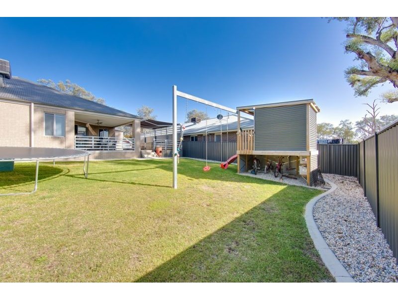 15 Redbox Drive, Thurgoona NSW 2640
