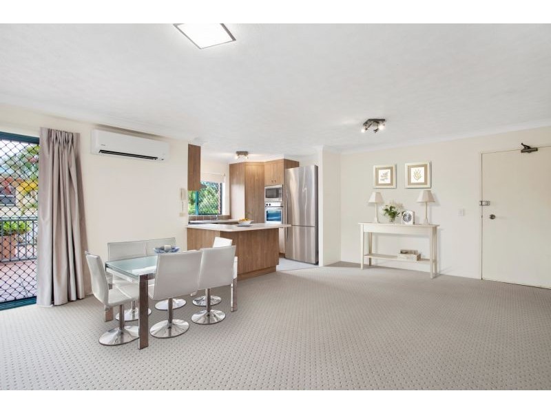 1/12 Gillian Lane, Southport QLD 4215