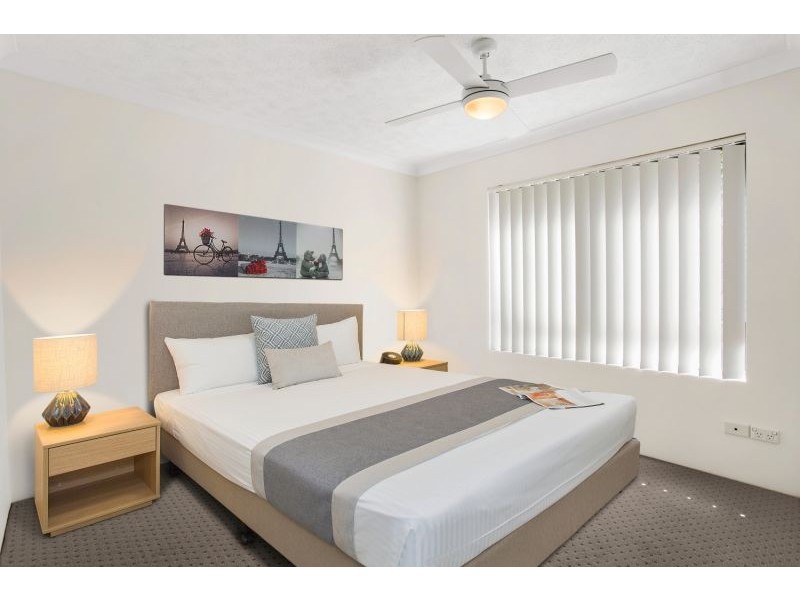 1/12 Gillian Lane, Southport QLD 4215