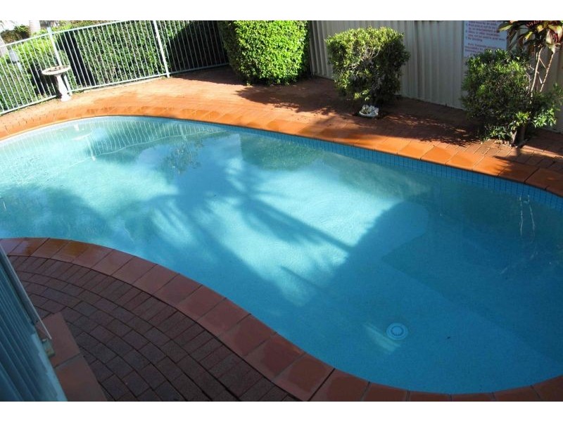 1/12 Gillian Lane, Southport QLD 4215