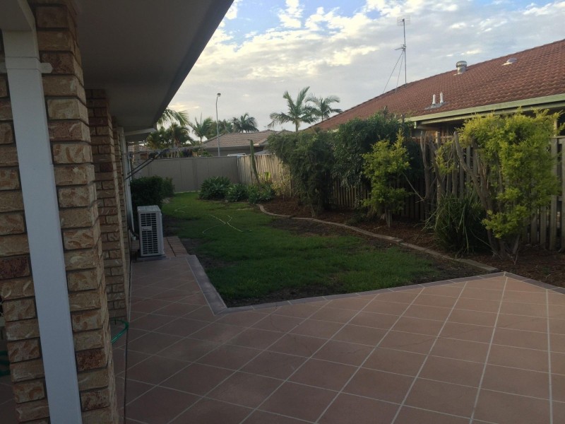 17 Nozomi Street, Burleigh Waters QLD 4220