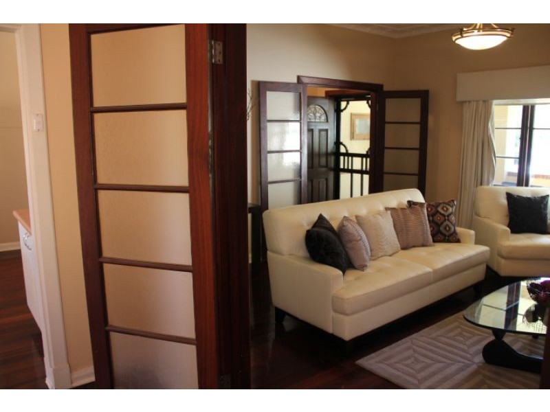 6 Alderbury Street, Floreat WA 6014