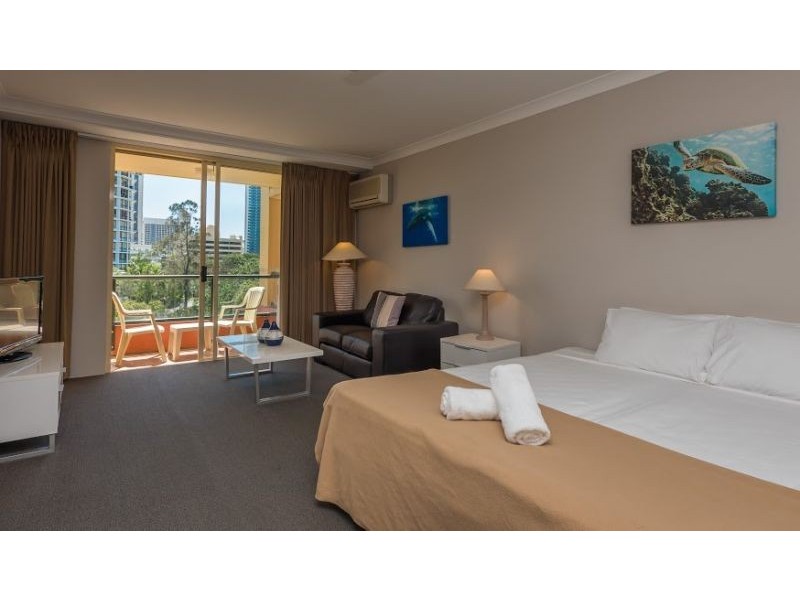 1/1 Paradise Island, Surfers Paradise QLD 4217