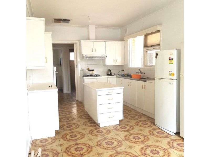 99 Lewis Rd, Glynde SA 5070