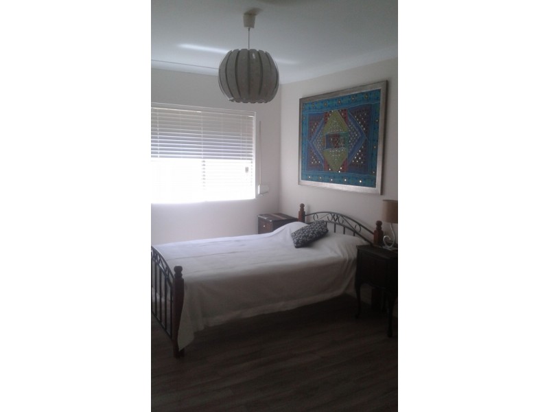 114 Janis Street, Halls Head WA 6210