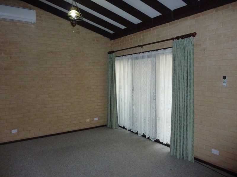 10 Springfield Ct, Kallaroo WA 6025