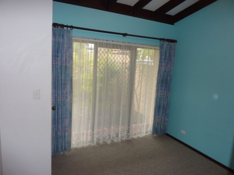 10 Springfield Ct, Kallaroo WA 6025