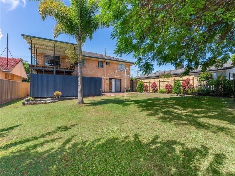 27 Hibiscus Avenue, Redcliffe QLD 4020